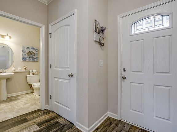 5th image of 5939 Enclave Dr