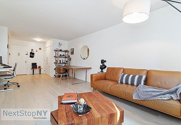 4th image of 245 E 54th St APT 17N