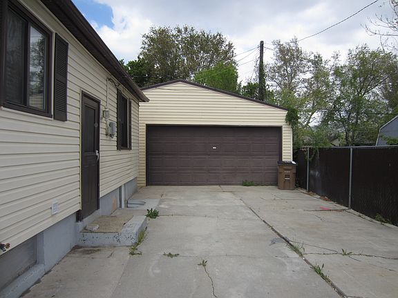 2nd image of 1258 W Arapahoe Ave