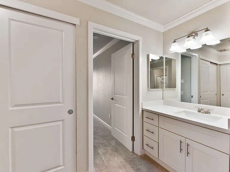2465 Shoreline Dr — Photo 22