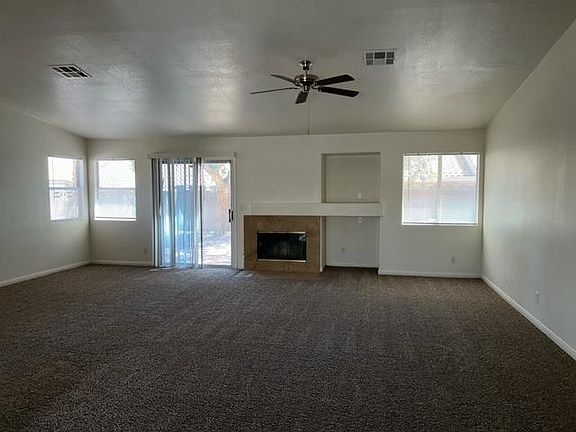 4th image of 885 Royal Moon Ave