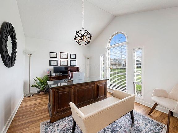 4th image of 4311 Grathrine Ct
