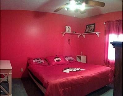 3rd image of 10395 S Charleston Pk