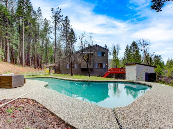 17525 Cooper Rd, Nevada City, CA 95959
