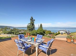 1467 Country Club Dr, Camano Island, WA 98282