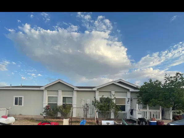 13 Red Hawk Rd, Williamsburg, NM 87942