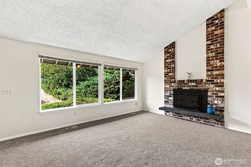 3rd image of 1116 SW 106th Street