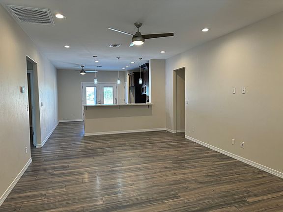 4th image of 5079 S Jacaranda Pl