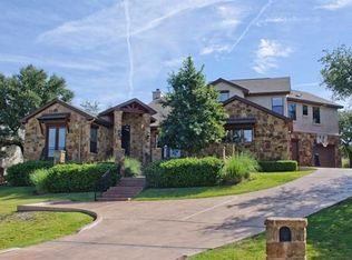 116 Clubhouse Dr, Lakeway, TX 78734