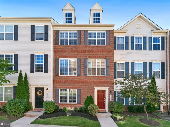 7906 Pettigrew St, Elkridge, MD 21075