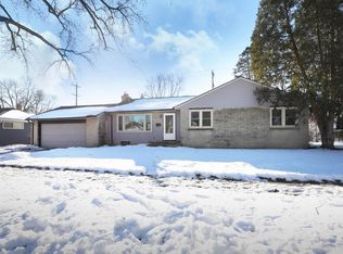 1109 E Frances St, Appleton, WI 54911