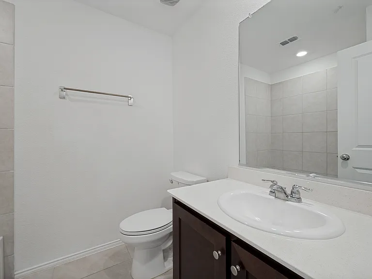 14045 Ilderton St — Photo 11