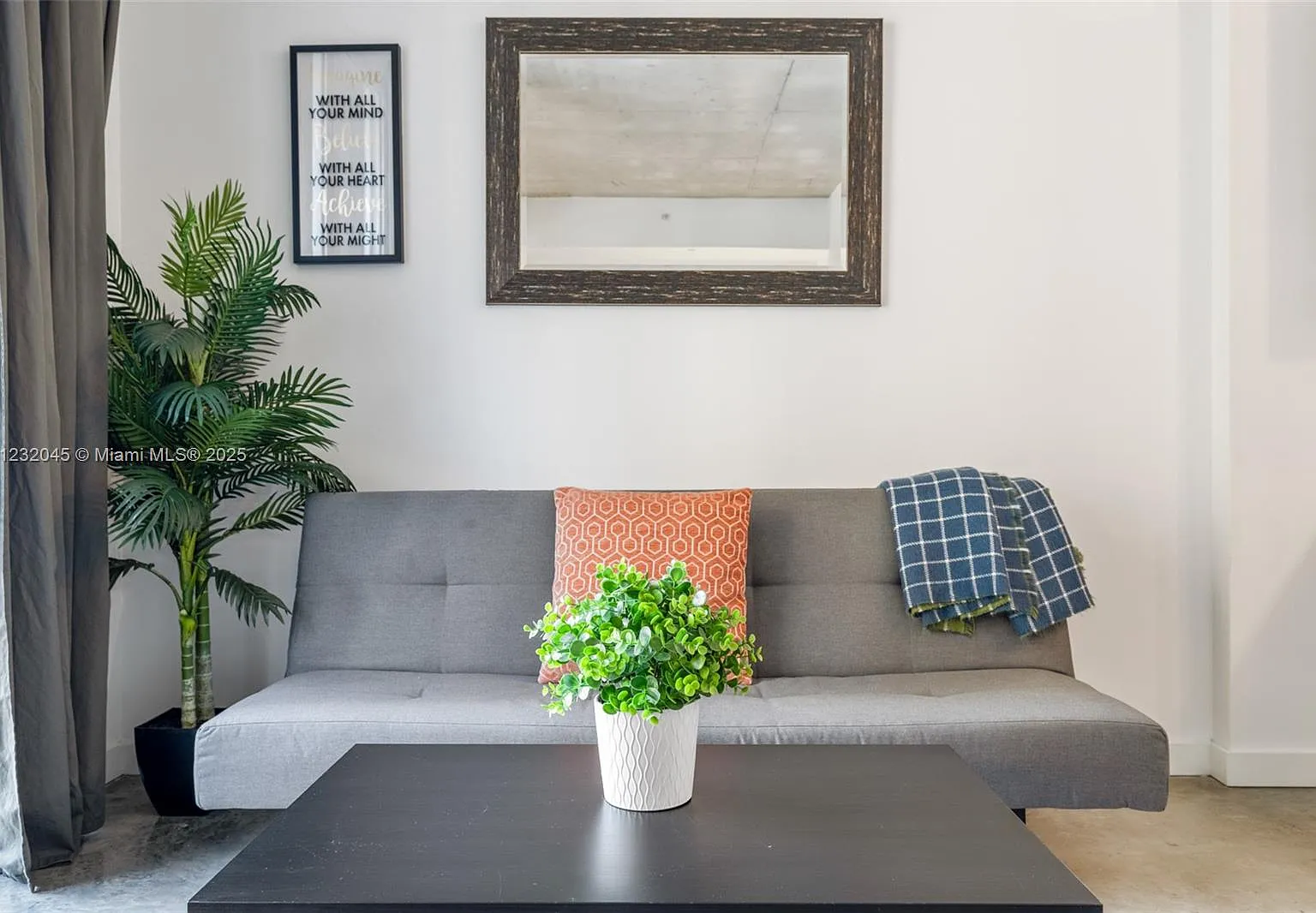 Centro Condo — Photo 3