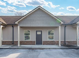 56 Rawlings Ln, Rossville, GA 30741