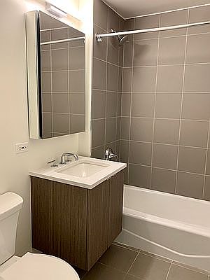 3rd image of 520 W 43rd St #6EE