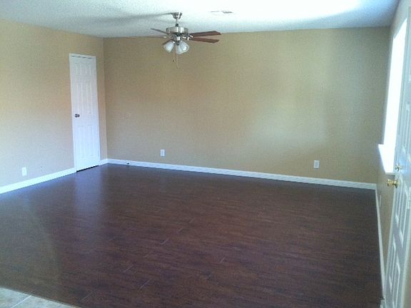 5th image of 620 Triest Ct #4