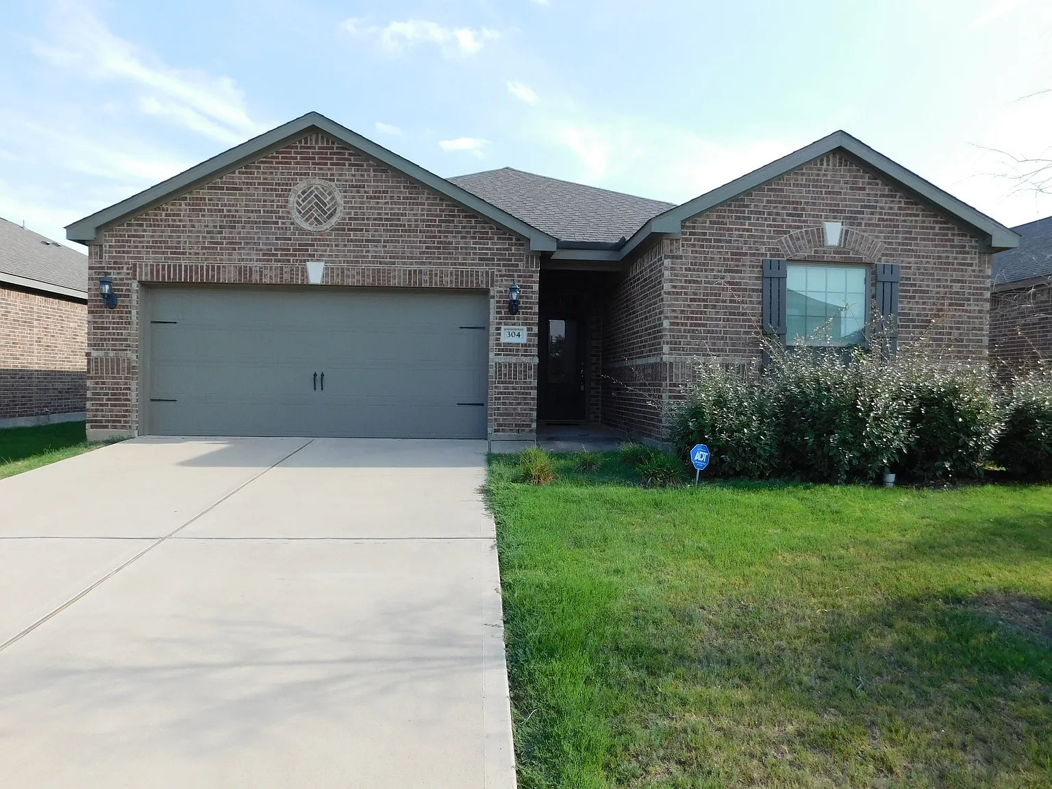4 bed, 1658 sqft, $1,850 — Photo 2