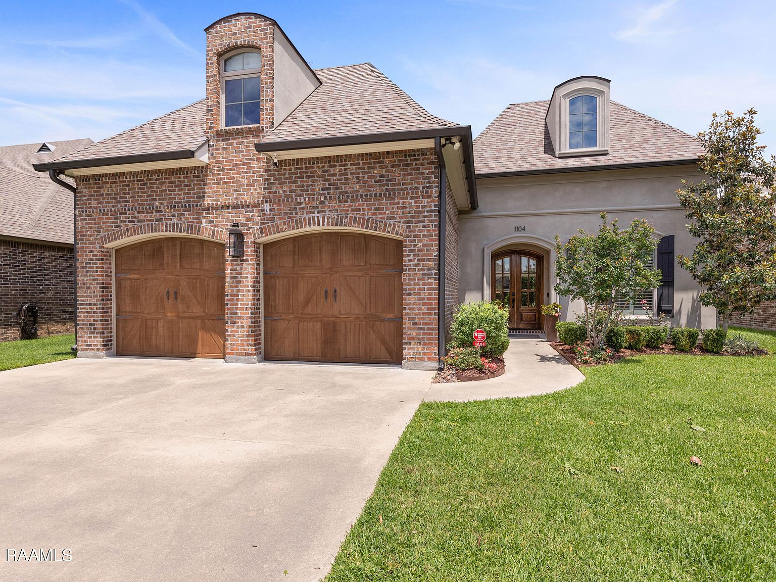 1104 Huval St, Broussard, LA 70518 Zillow