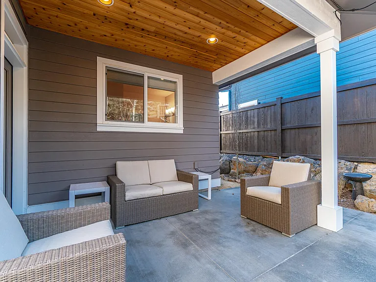62719 Mehama Dr — Photo 37