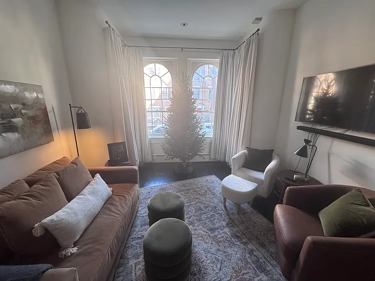 1724 Corcoran St NW #B — Photo 3