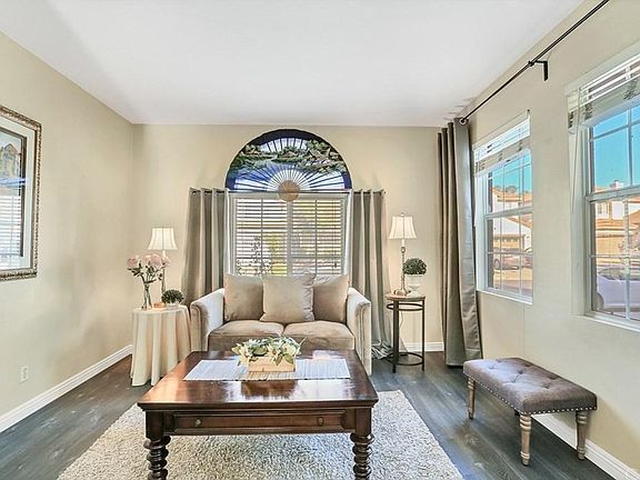 3rd image of 5677 Knollside Way