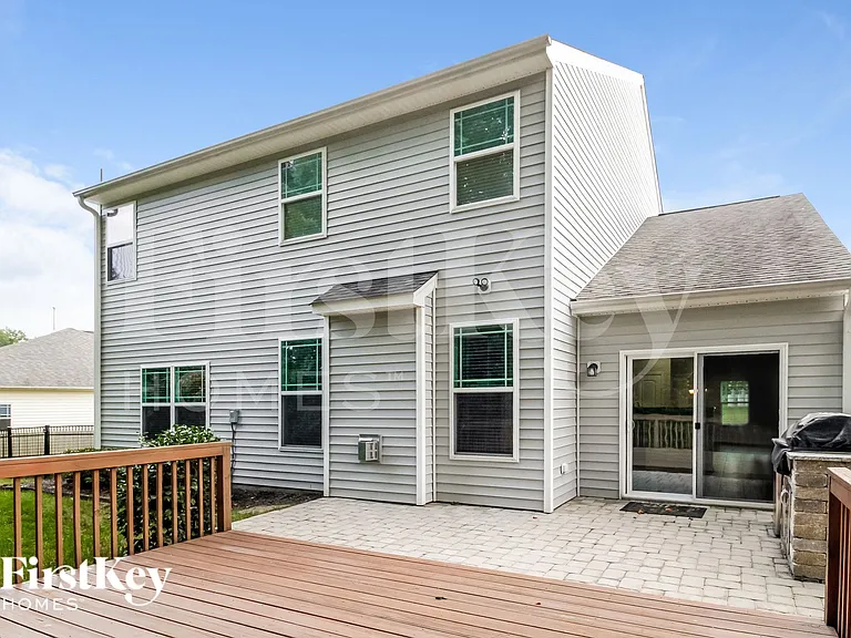 2675 Lamplight Cir — Photo 14