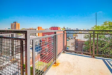 Rented by MySpaceNYC