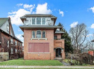 284 Erskine St, Detroit, MI 48201