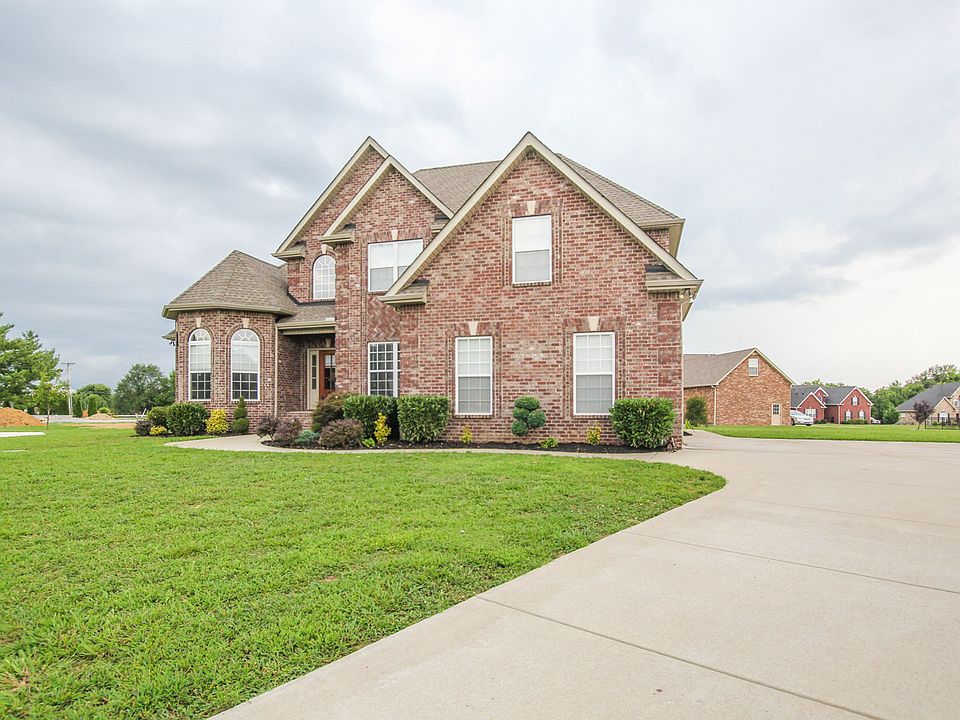 1st image of 1016 Crowell Dr