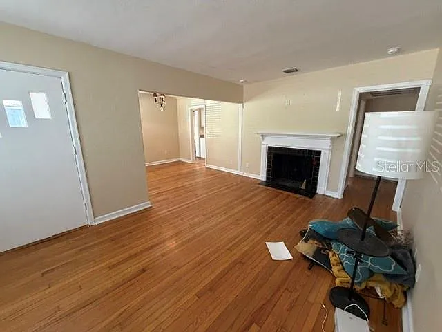 1009 E Marks St — Photo 12