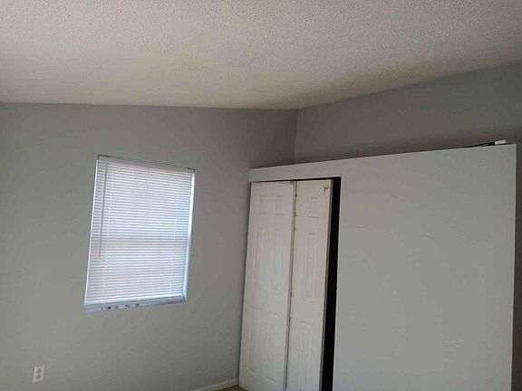 3rd image of 2109 Miracle Ave