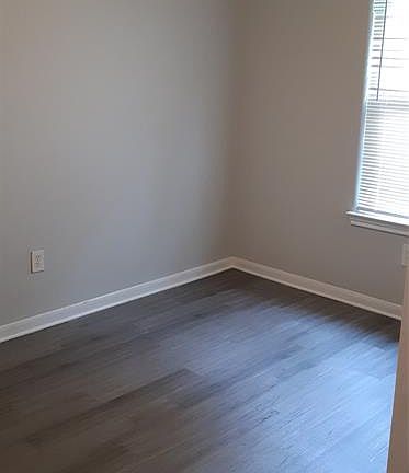 5th image of 8110 Woodward St APT A