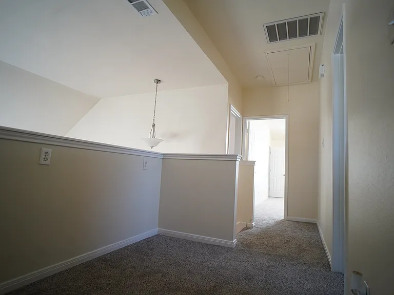 307 Spring Mdw — Photo 11