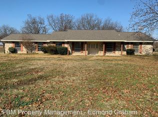 212 Brown Rd, Ennis, TX 75119