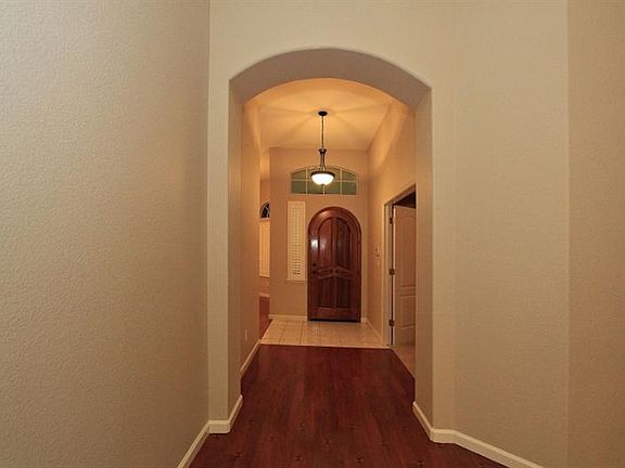 2nd image of 2681 E Eclipse Ave