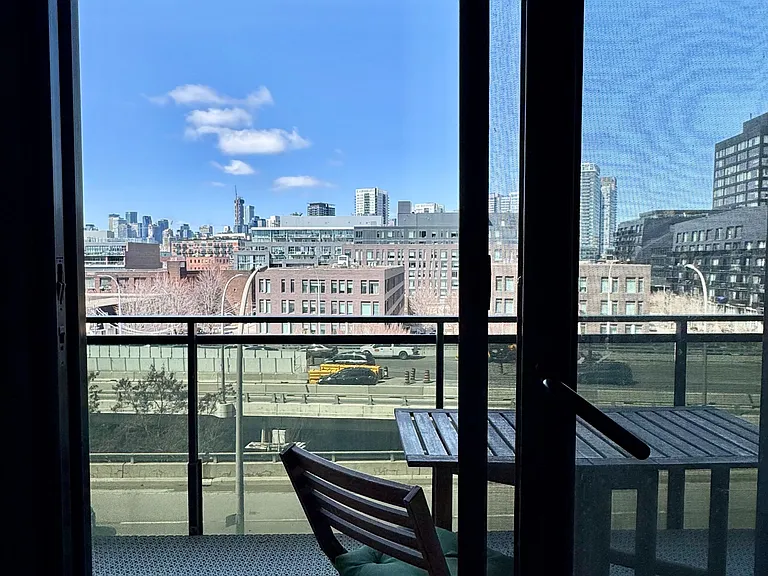 21 Lawren Harris Sq #510 — Photo 10