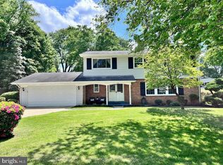 9701 Dale Dr, Upper Marlboro, MD 20772