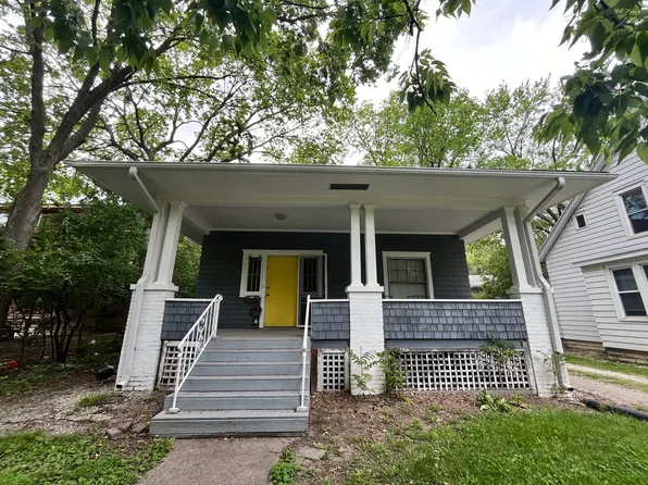 708 W High St, Urbana, IL 61801