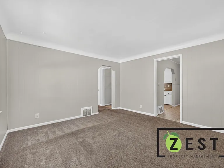 8262 Rosemont Ave — Photo 3