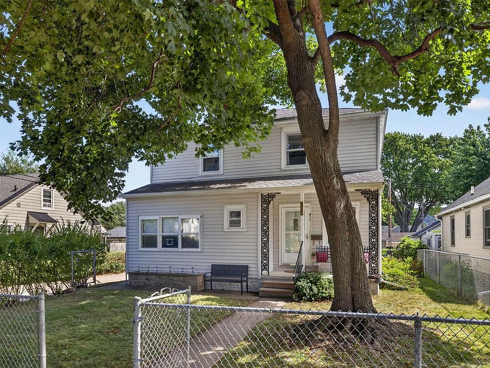 1st image of 821 20th STREET S S