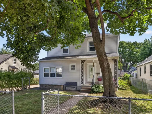 821 20th STREET S S, La Crosse, WI 54601