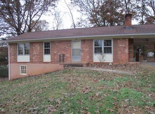 285 Odins Bow Rd, Madison Heights, VA 24572