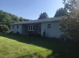 2879 Holcomb Rd, Hillsdale, MI 49242
