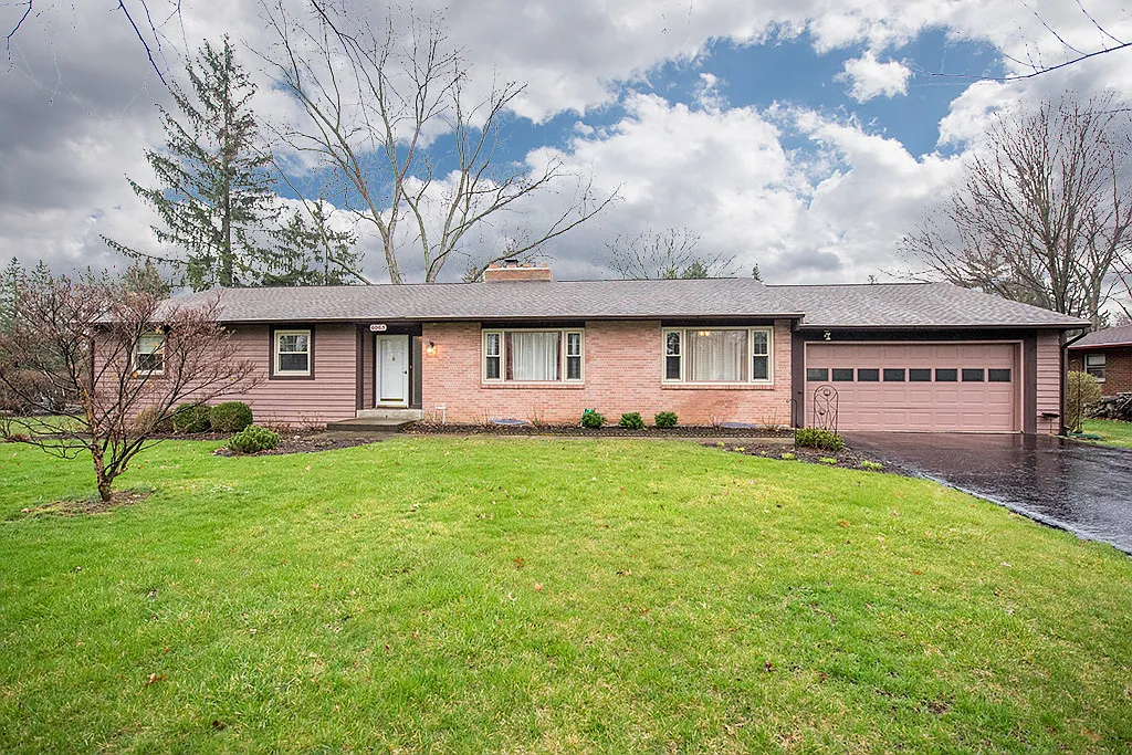 4065 Saturn Rd photo 1