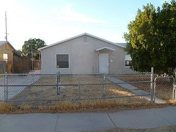1st image of 928 S 10th Ave