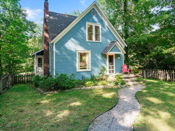 339 Park Ave, Frankfort, MI 49635