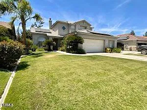 4 bed, 2.5 bath, 2380 sqft, $3,200 — Photo 2