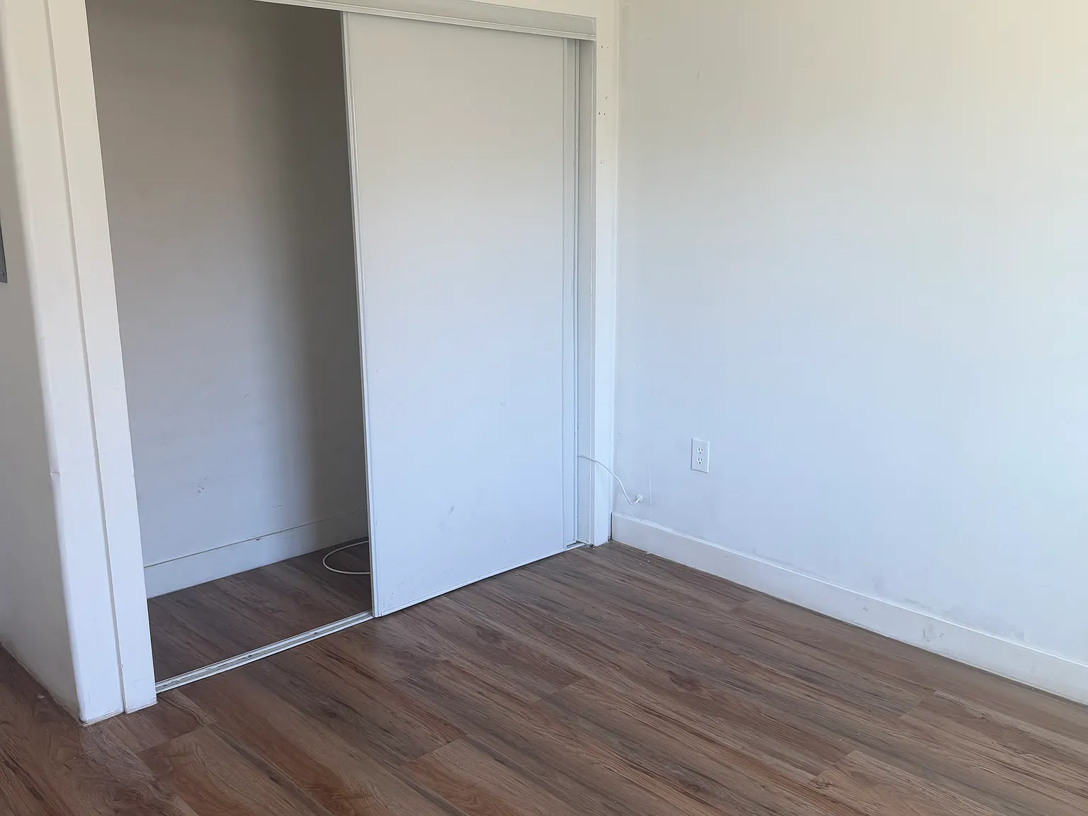 1 bed, 500 sqft, $1,600 — Photo 4