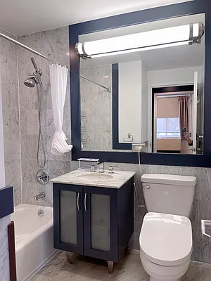 Rented by Compass | media 18