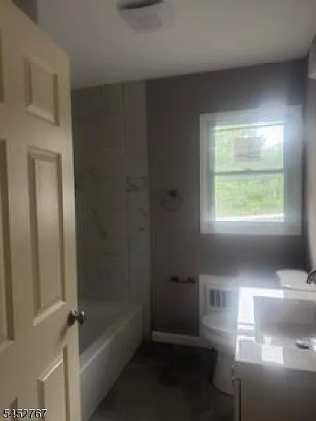 1 bed, 1.0 bath, $1,900 — Photo 3
